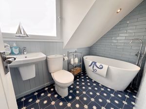 Second floor bathroom- click for photo gallery